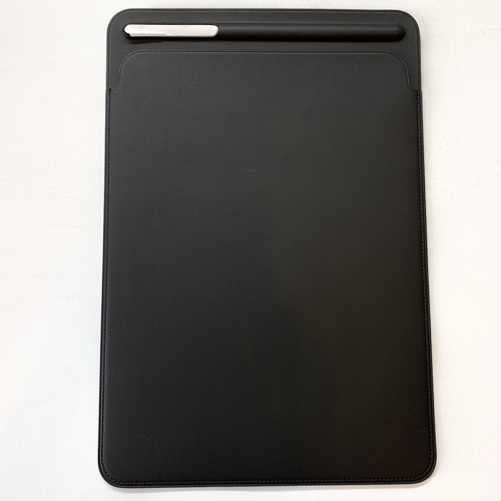 Apple Genuine iPad Pro 10.5” - Natural Leather Black Sleeve 🍎 - Picture 6 of 8